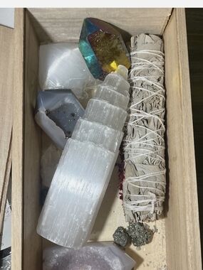 Aviva Stanoff Crystals